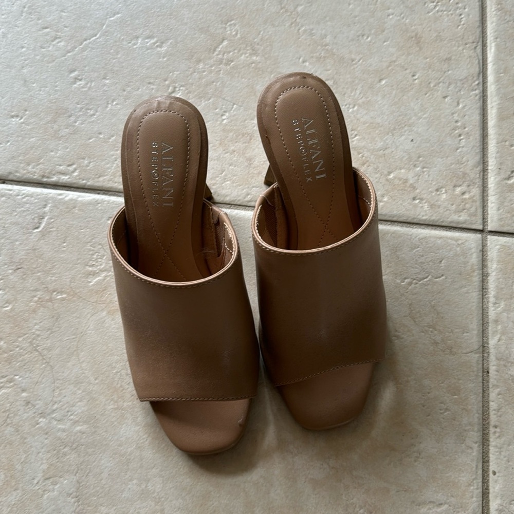 Gorgeous sandals with very unusual heel!